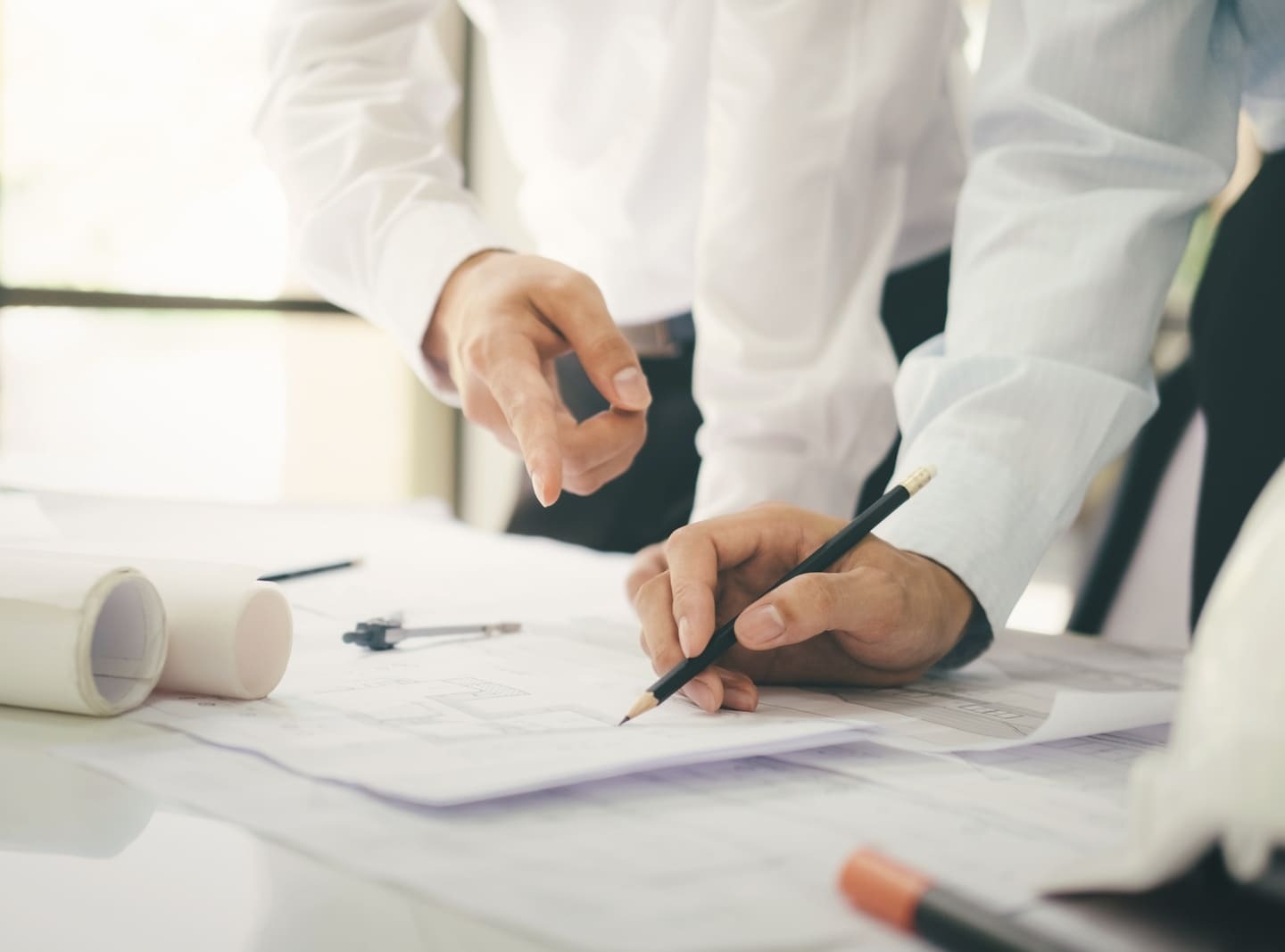 Encuentra en nuestra asesoría fiscal en Cádiz el respaldo experto que necesitas para gestionar eficientemente tus obligaciones tributarias. Nuestro equipo te brinda soluciones personalizadas y estratégicas para optimizar tu situación fiscal. Confía en nuestra experiencia para navegar el complejo panorama tributario y alcanzar tus metas financieras con tranquilidad.
